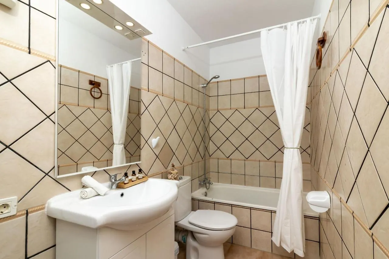 Homeforguest Nuevo Apartamento En Las Galletas Arona  0*, Arona (Tenerife)